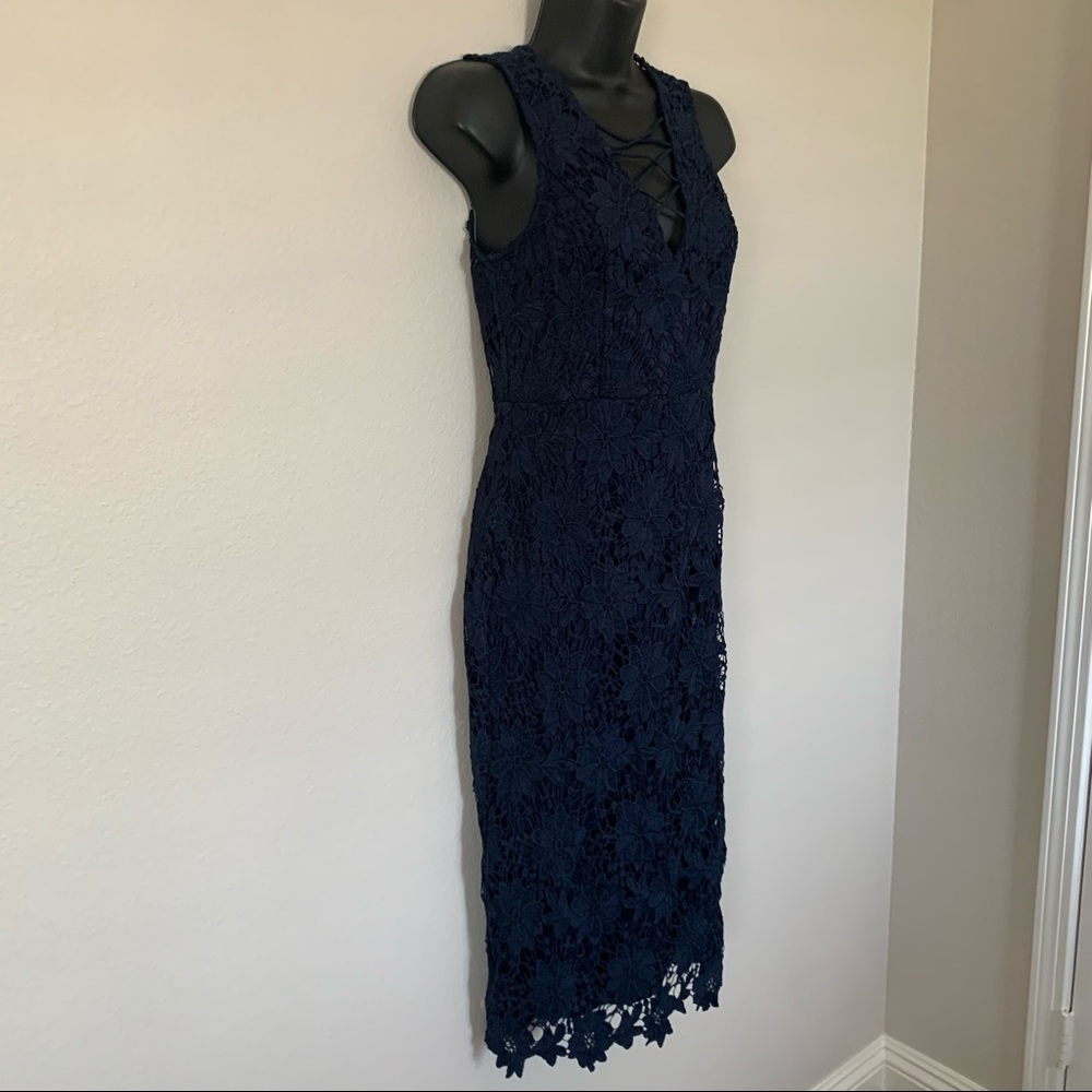 Main Strip Navy Blue Criss Cross Bust Lace Sleeveless Midi Dress - Picture 2 of 8